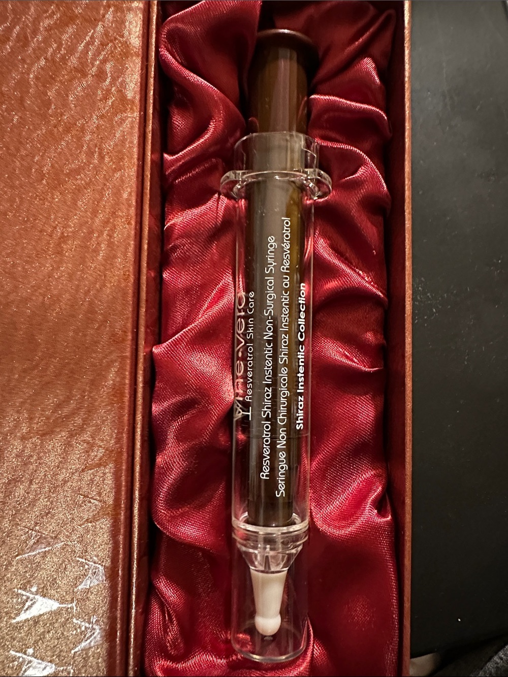 Vine Vera Reservatrol Skin Care Shiraz Aesthetic Collection Serum Syringe Brown